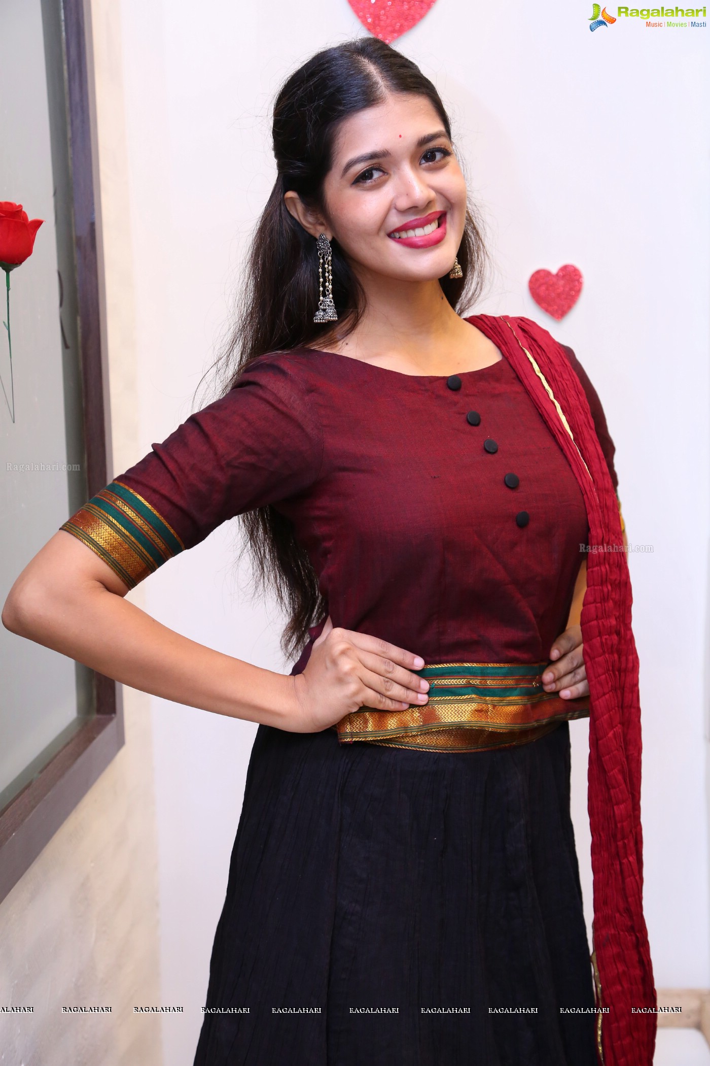 Tejaswini Manogna at Mahaveer Pearls Launch (Posters)