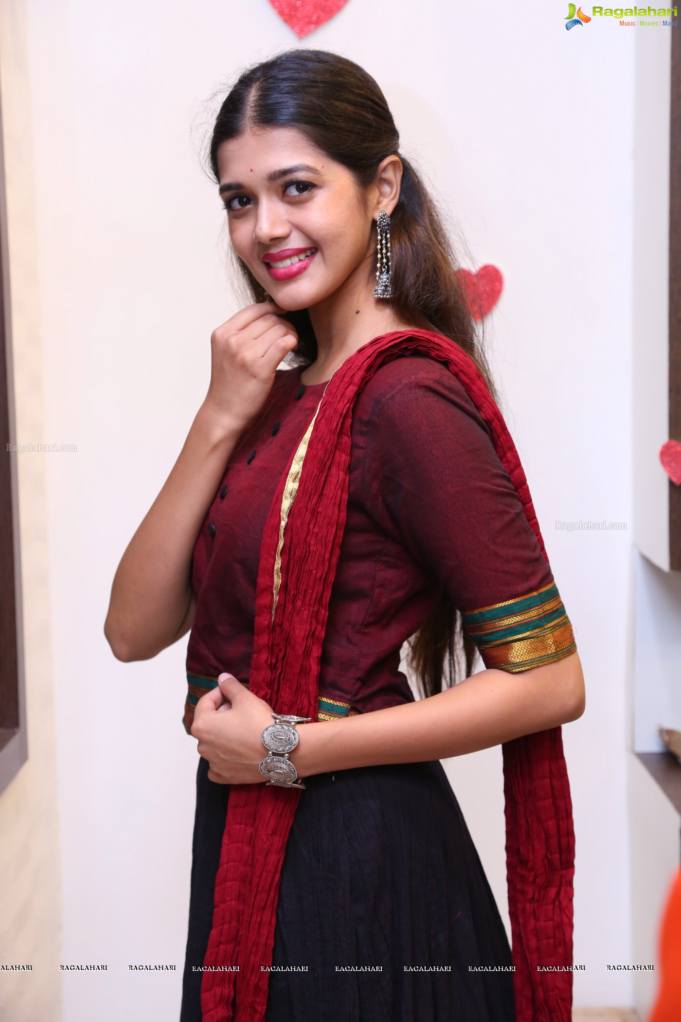 Tejaswini Manogna at Mahaveer Pearls Launch (Posters)