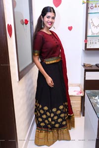 Tejaswini Manogna Photos