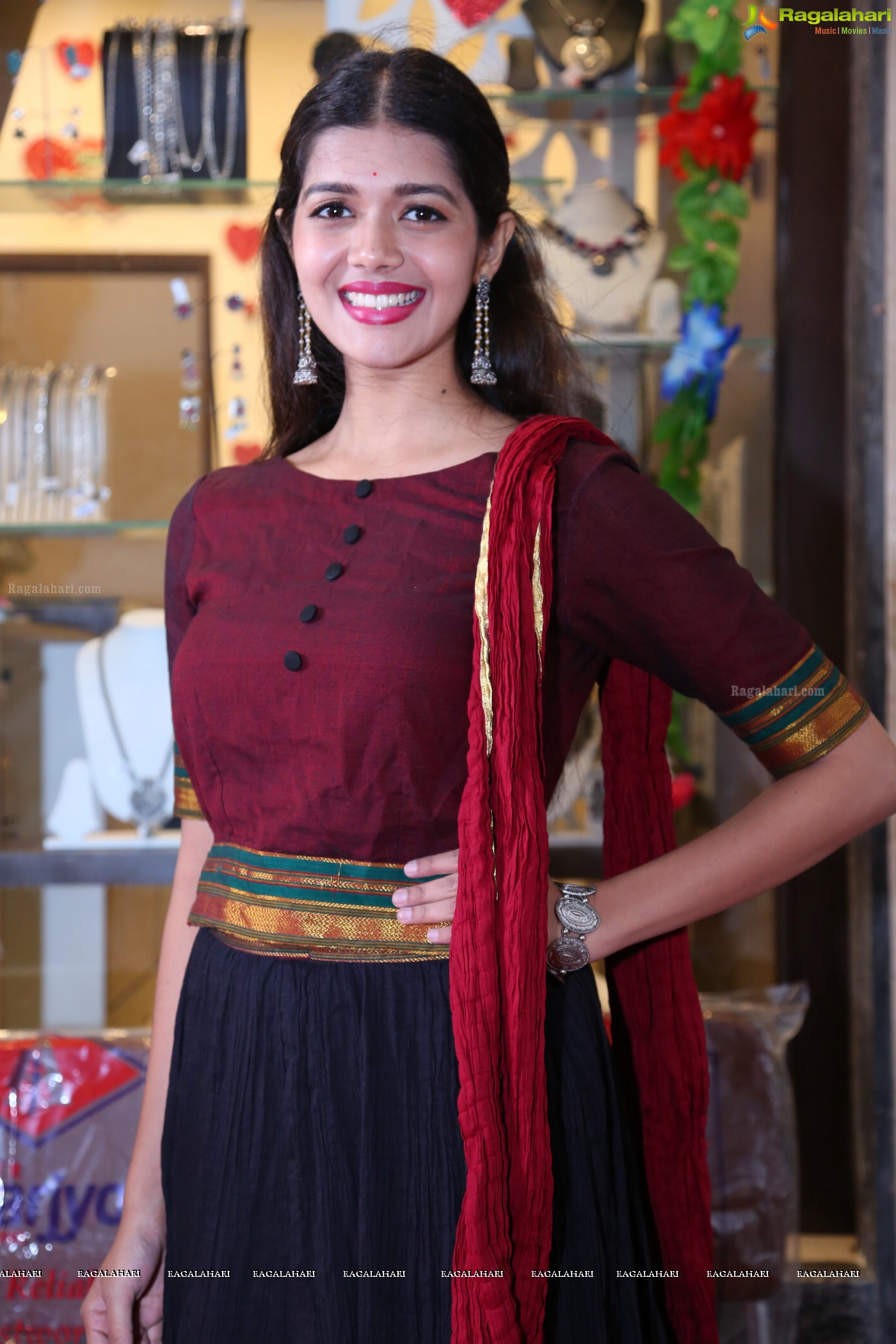 Tejaswini Manogna at Mahaveer Pearls Launch (Posters)