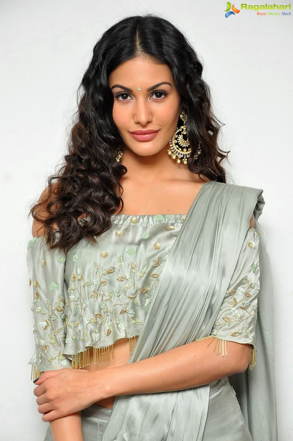 Amyra Dastur at Manasuku Nachindi Pre Release Event