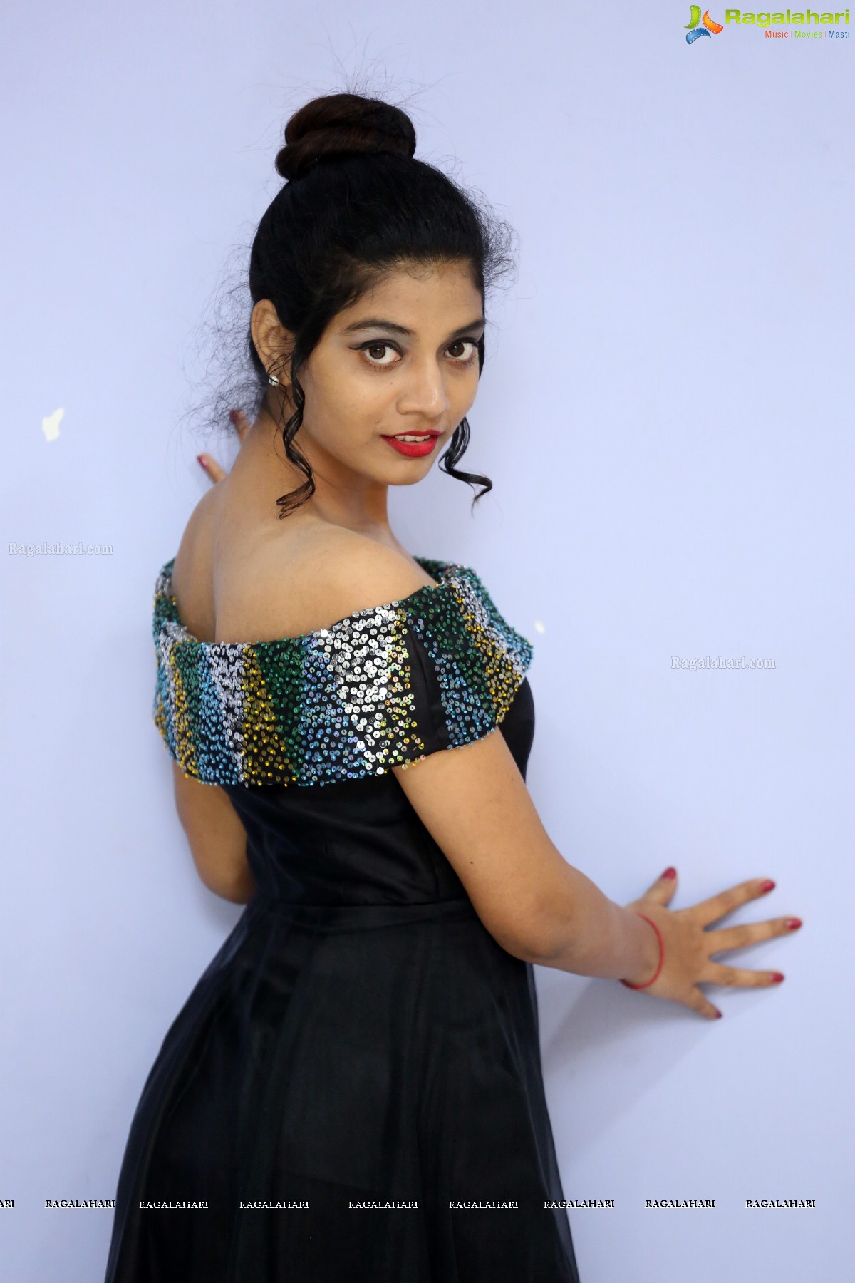 Bindu Barbie at Seenugadi Prema Audio