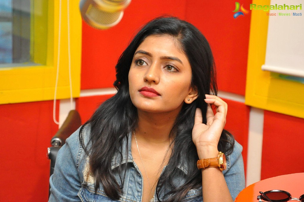 Eesha Rebba at Radio Mirchi