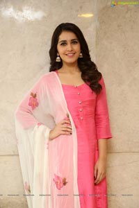 Raashi Khanna Tholi Prema