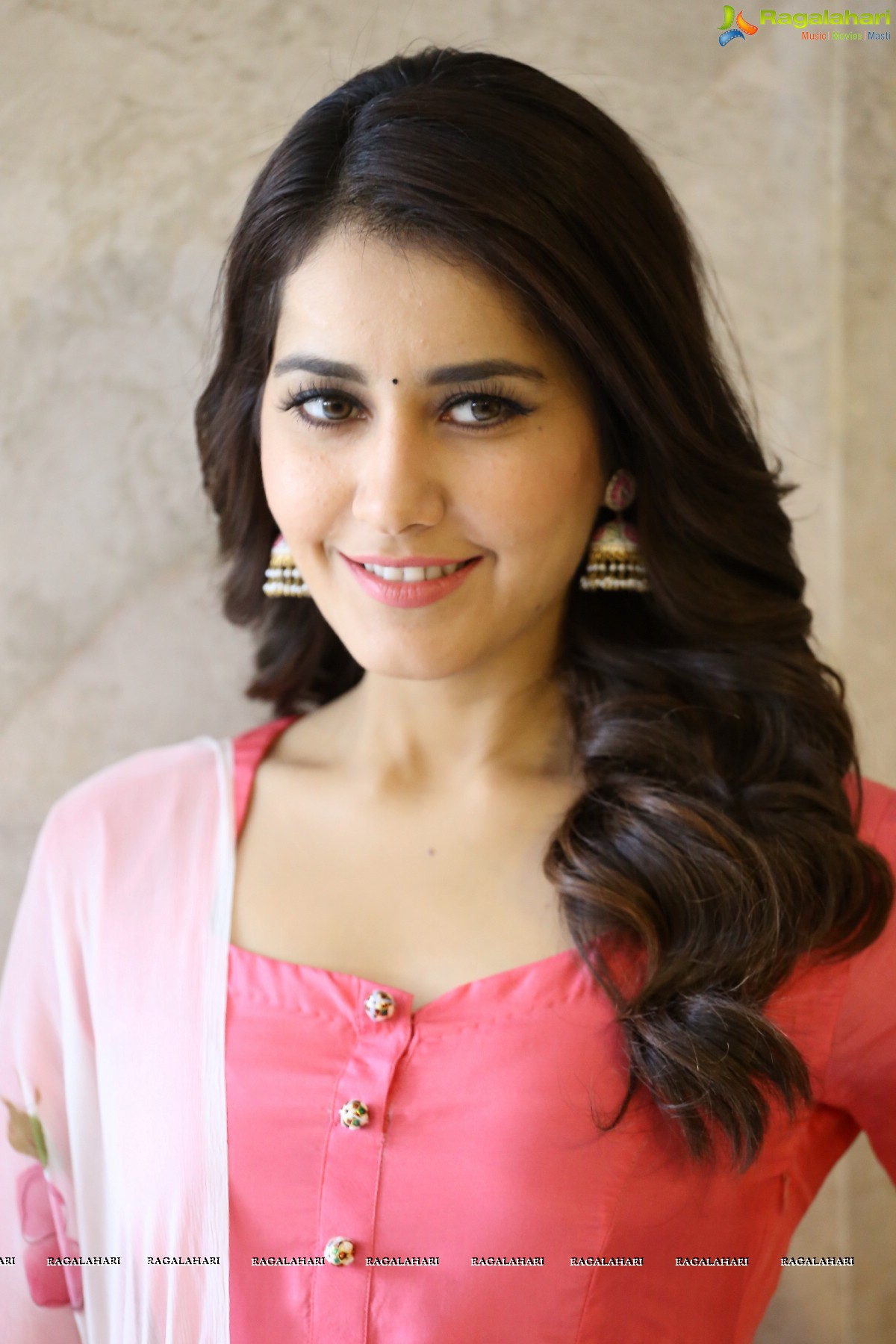 Raashi Khanna at Tholi Prema Success Meet