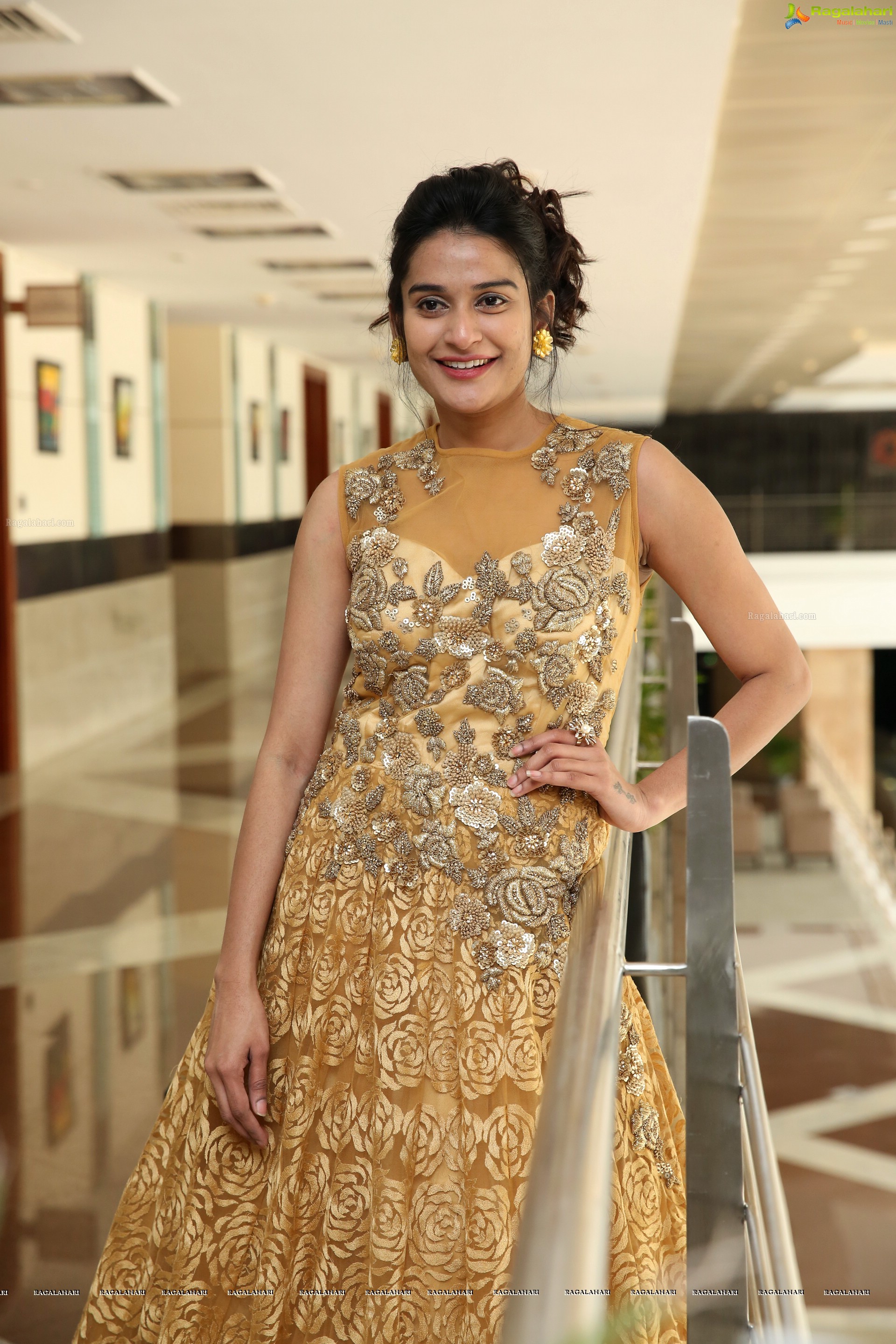 Jenny Honey @ Design Library Grand Curtain Raiser - HD Gallery