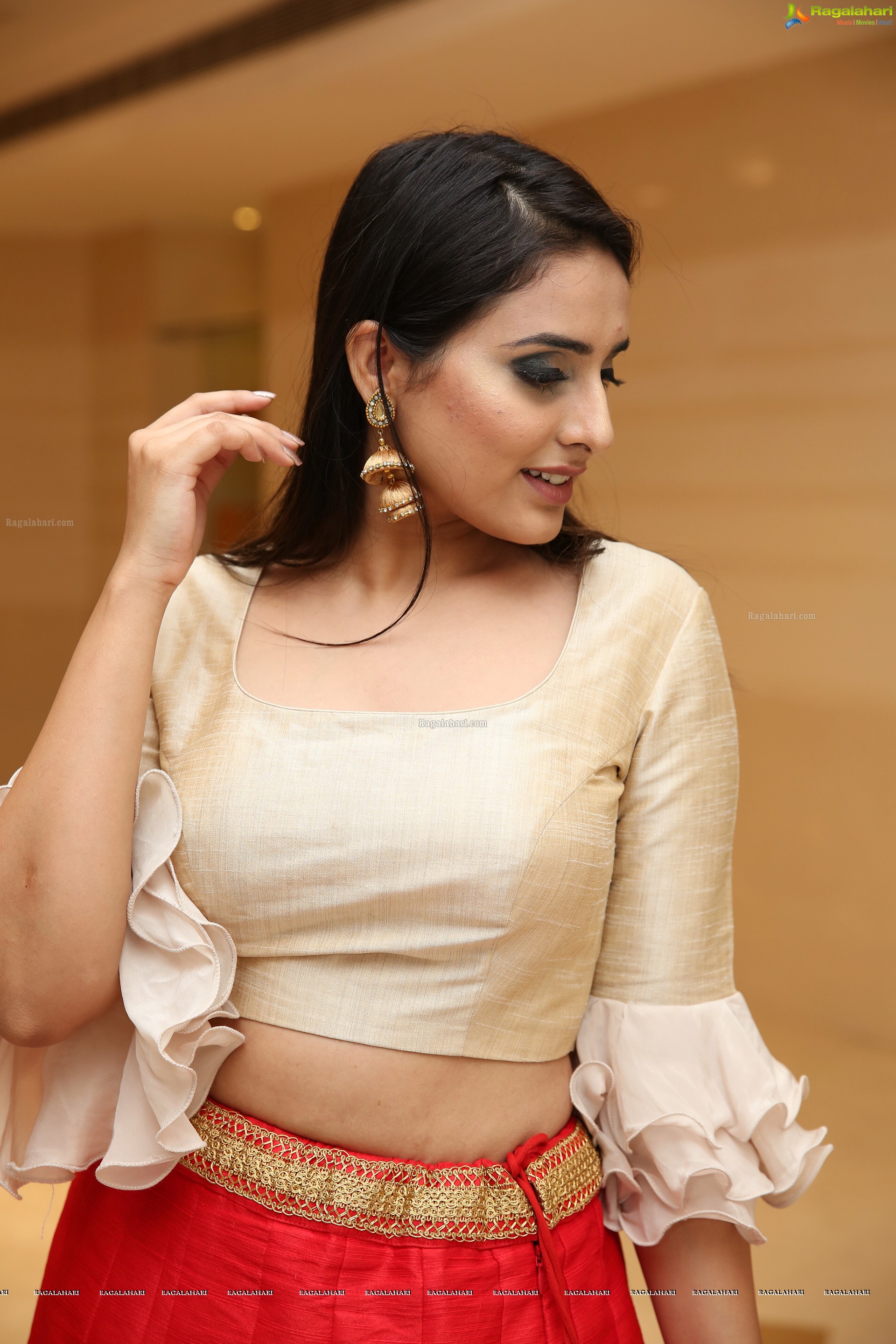 Nikitha Chaturvedi @ Style Bazaar Fashion Show & Curtain Raiser - HD Gallery