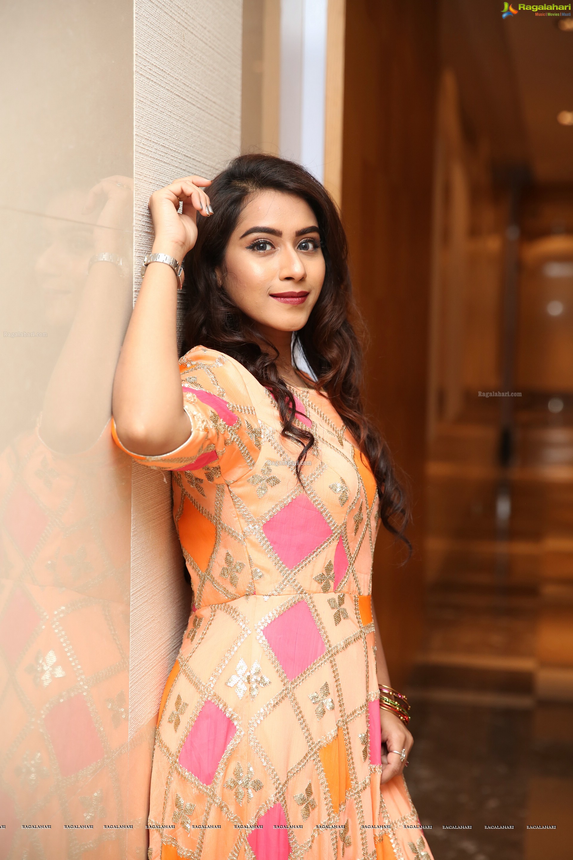 Preethi Singh @ Style Bazaar Fashion Show & Curtain Raiser - HD Gallery