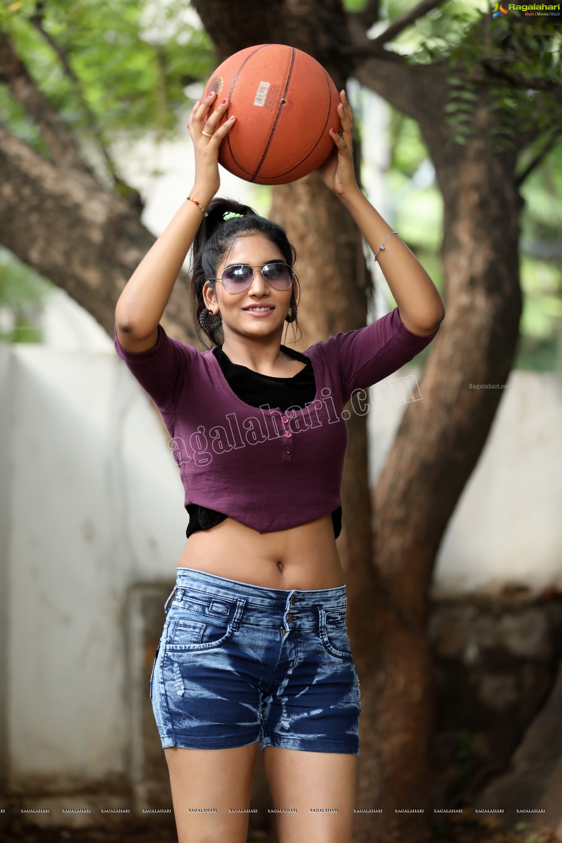 Swapna Sweety [Exclusive Photo Shoot] [High Definition Photos]