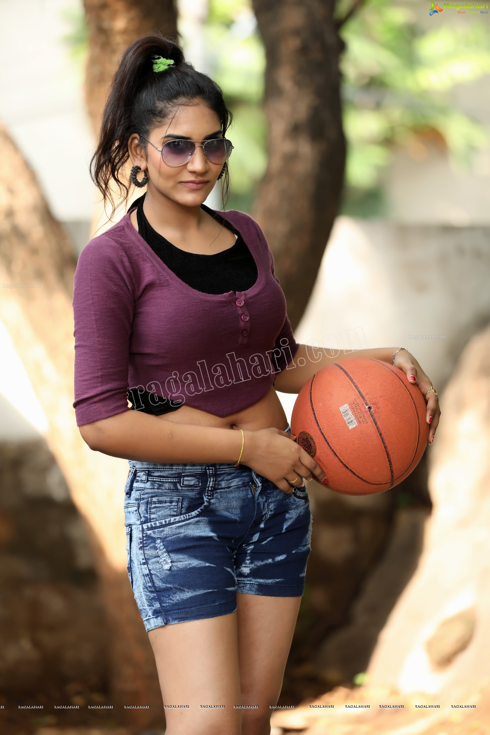 Swapna Sweety [Exclusive Photo Shoot] [High Definition Photos]