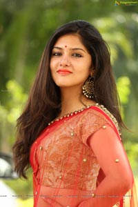 Gayathri Suresh