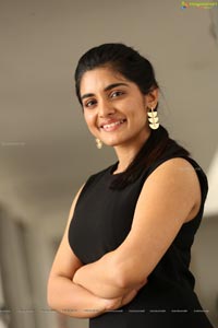 Nivetha Thomas 