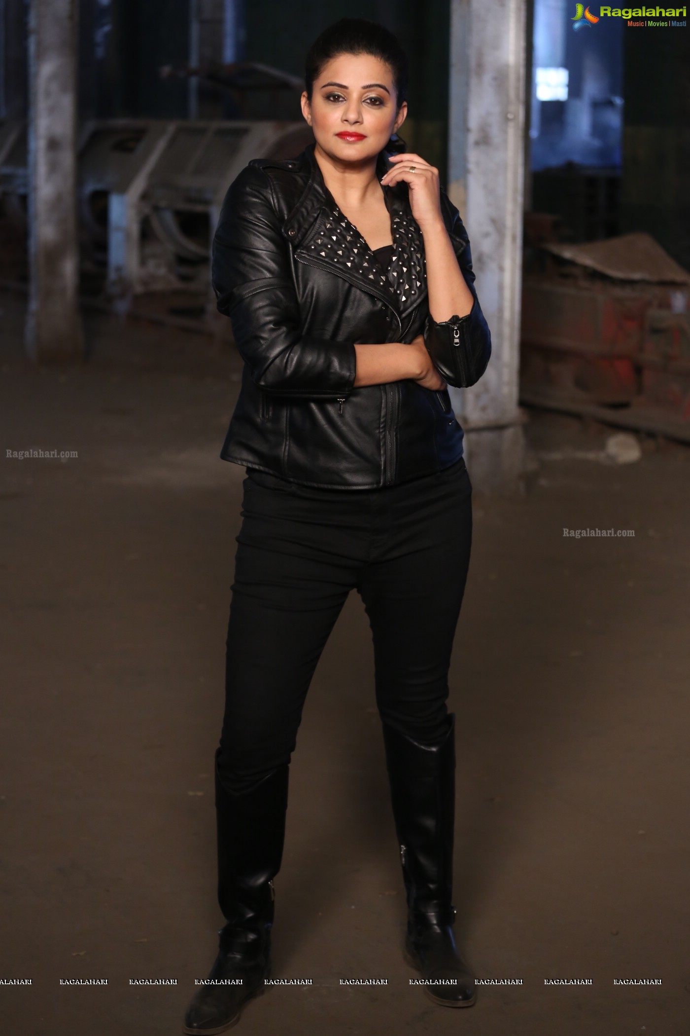 Priyamani in Black Leather Jacket at Sirivennela Movie Shooting Spot