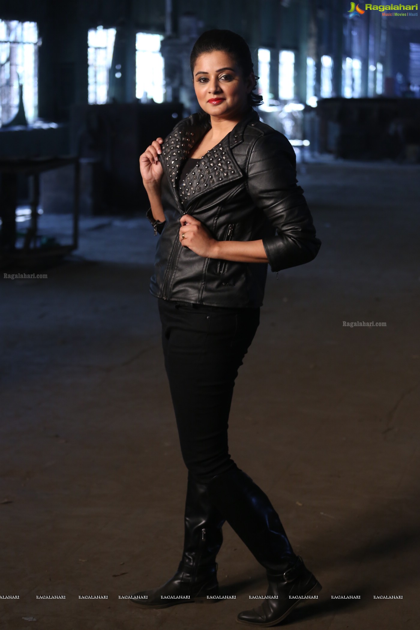 Priyamani in Black Leather Jacket at Sirivennela Movie Shooting Spot