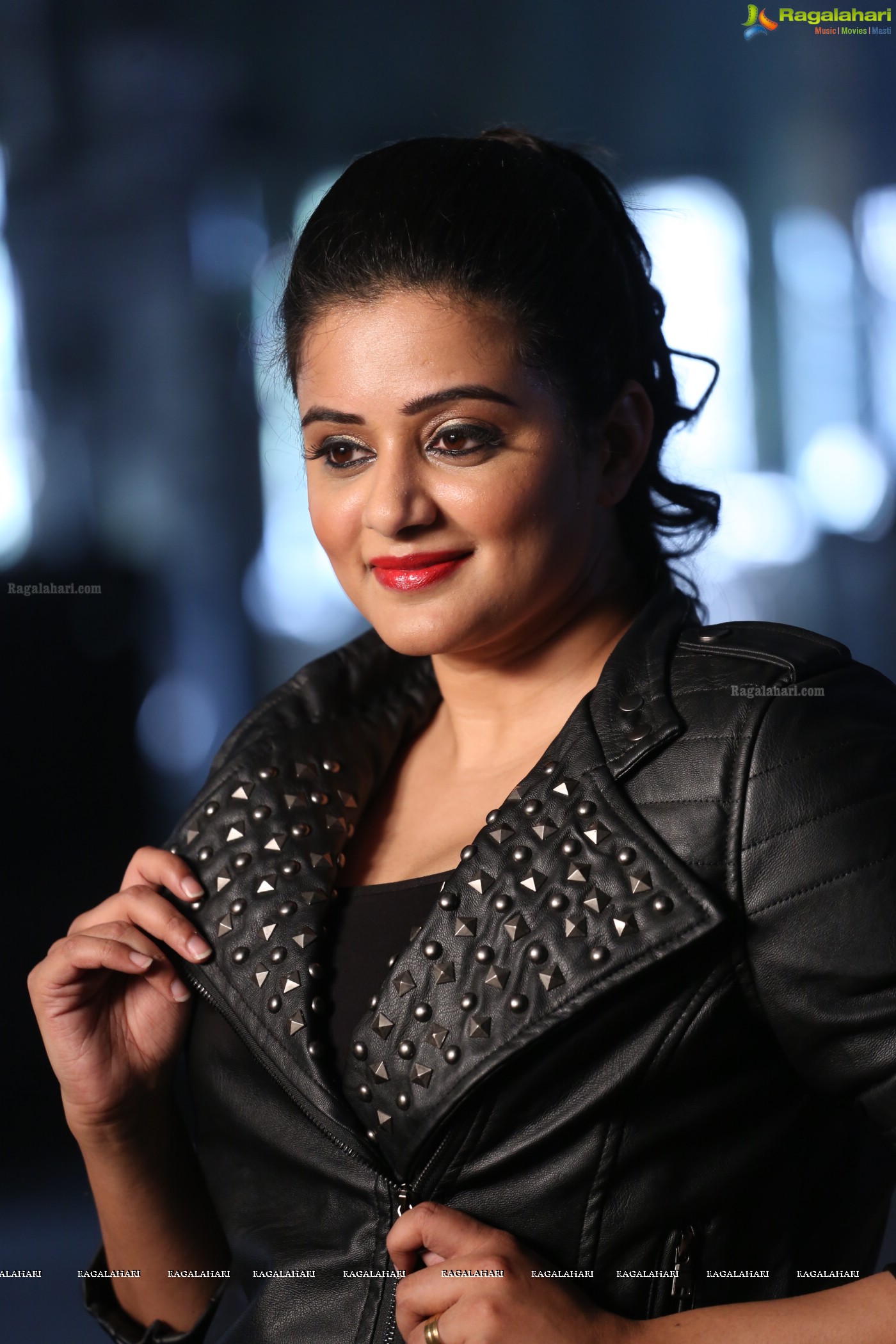 Priyamani in Black Leather Jacket at Sirivennela Movie Shooting Spot