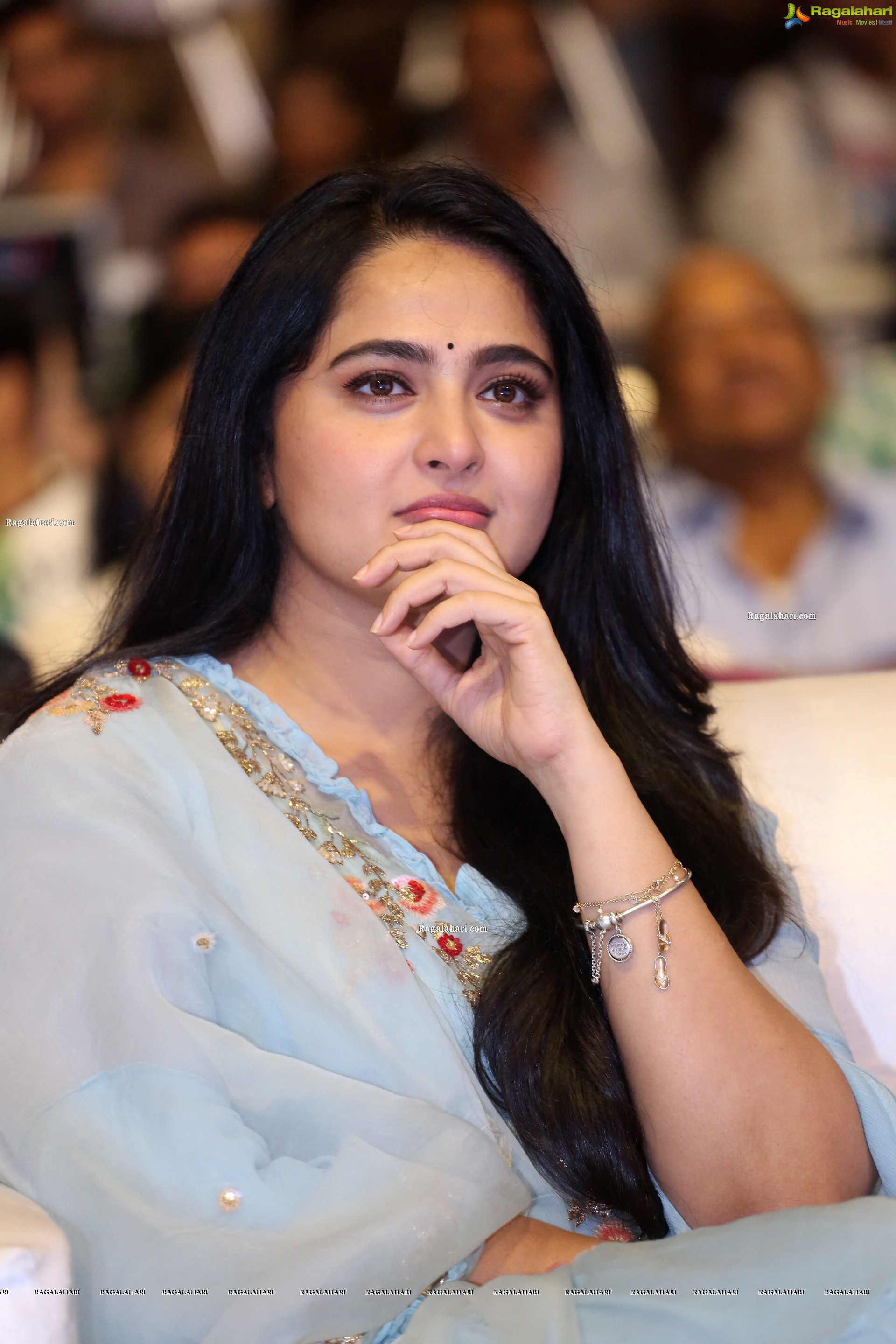 Anushka Shetty @ HIT Movie Pre-Release Event - HD Gallery