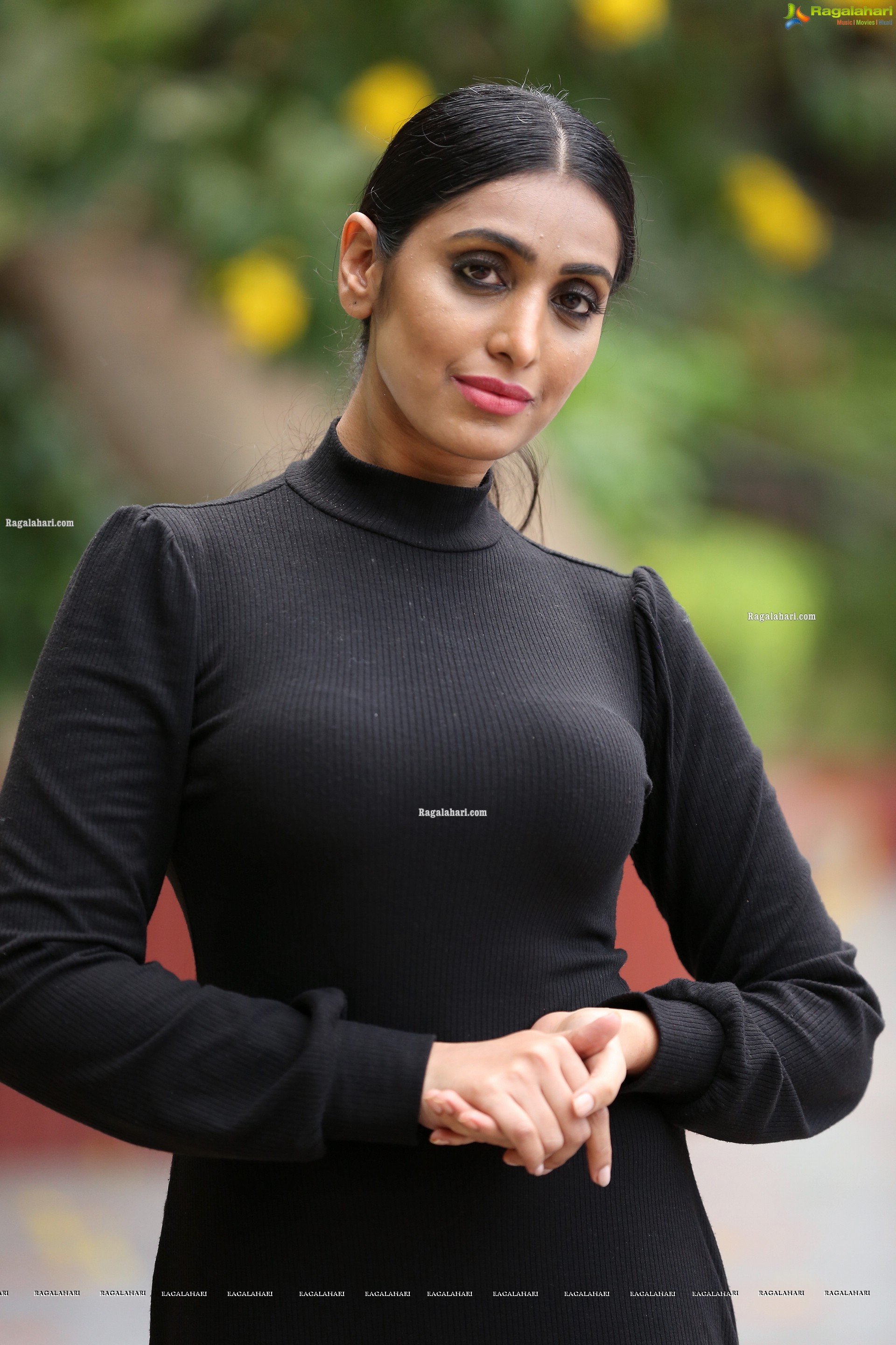 Geethika Reddy at Fashion Fiesta Fashion Show - A Walk For a Cause - HD Gallery