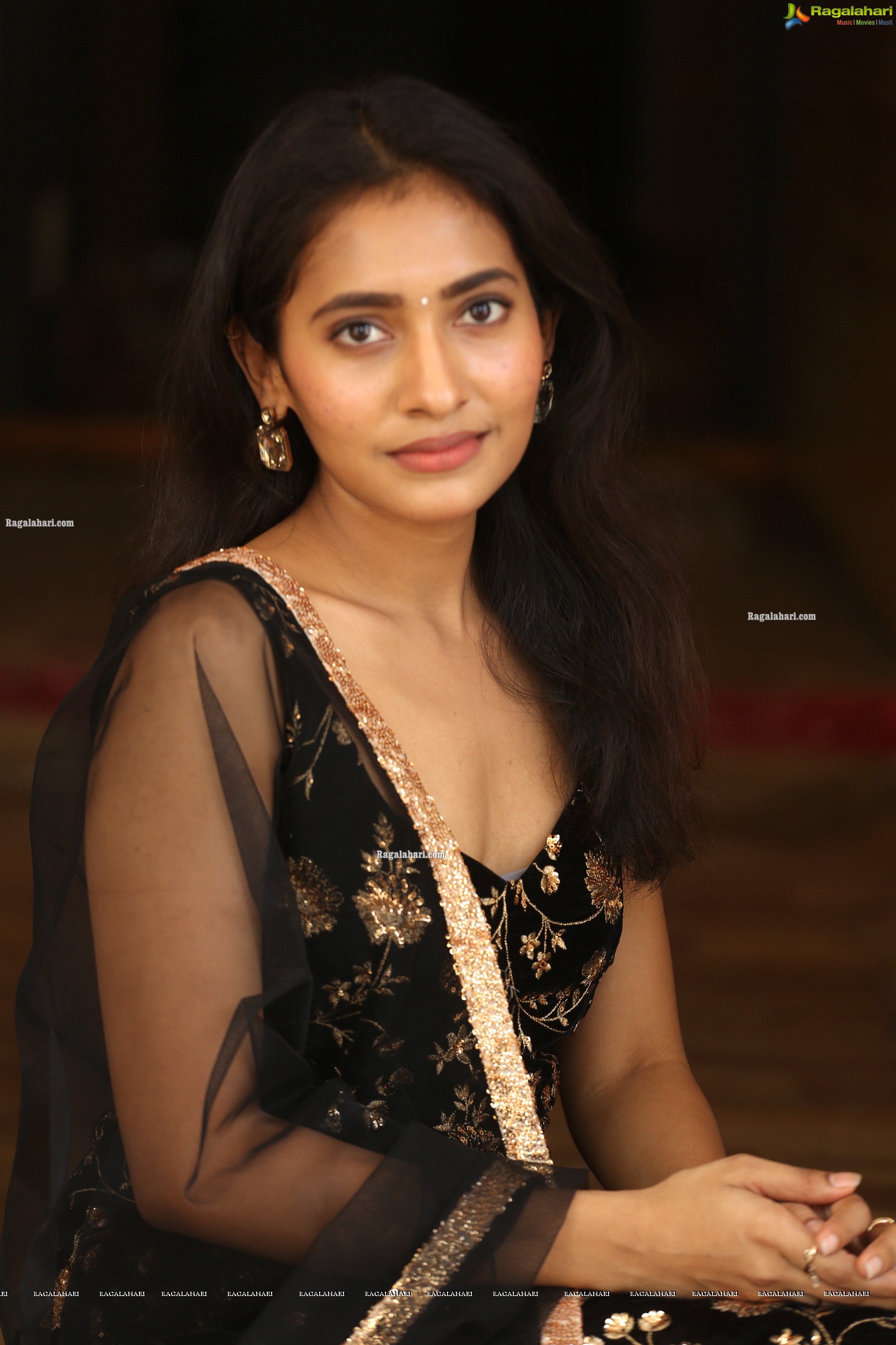 Gnaneswari Kandregula @ Mr And Miss Movie Trailer Launch - HD Gallery