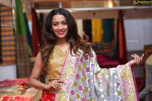 Shruti Shetty at National Silk Expo 2020