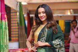 Shruti Shetty at National Silk Expo 2020