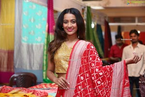 Shruti Shetty at National Silk Expo 2020