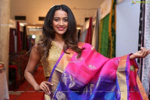 Shruti Shetty at National Silk Expo 2020