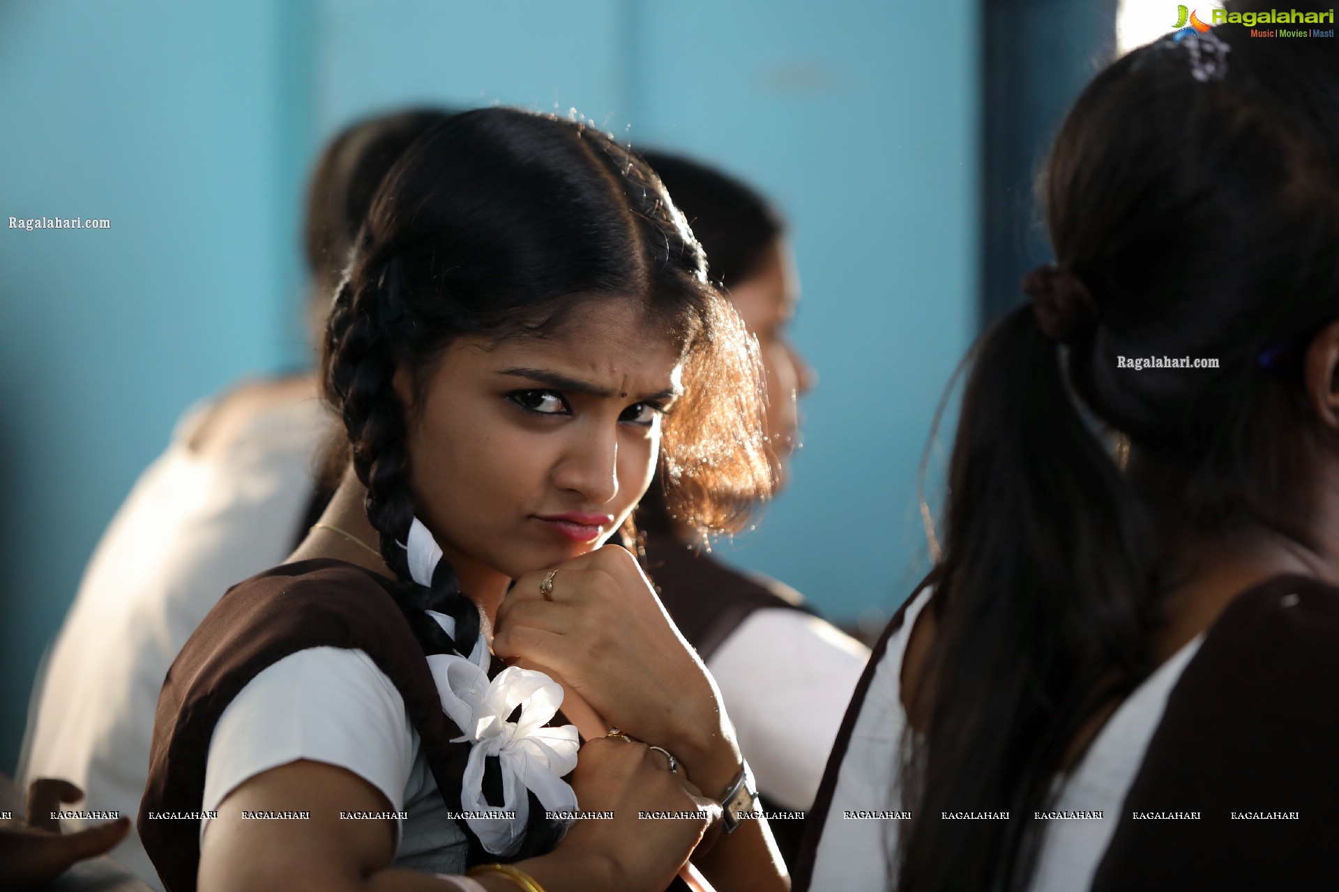 Karronya Katrynn Stills From Asalu Em Jarigindhante Movie - HD Gallery