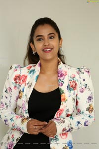 Komalee Prasad at AOAO Press Meet