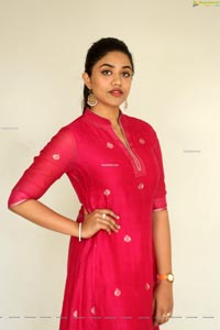 Malavika Satheesan at Choosi Choodangane Press Meet