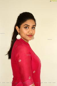 Malavika Satheesan at Choosi Choodangane Press Meet