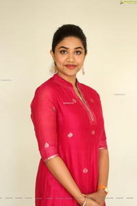 Malavika Satheesan at Choosi Choodangane Press Meet