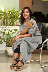 Nithya Shetty at O Pitta Katha Press Meet