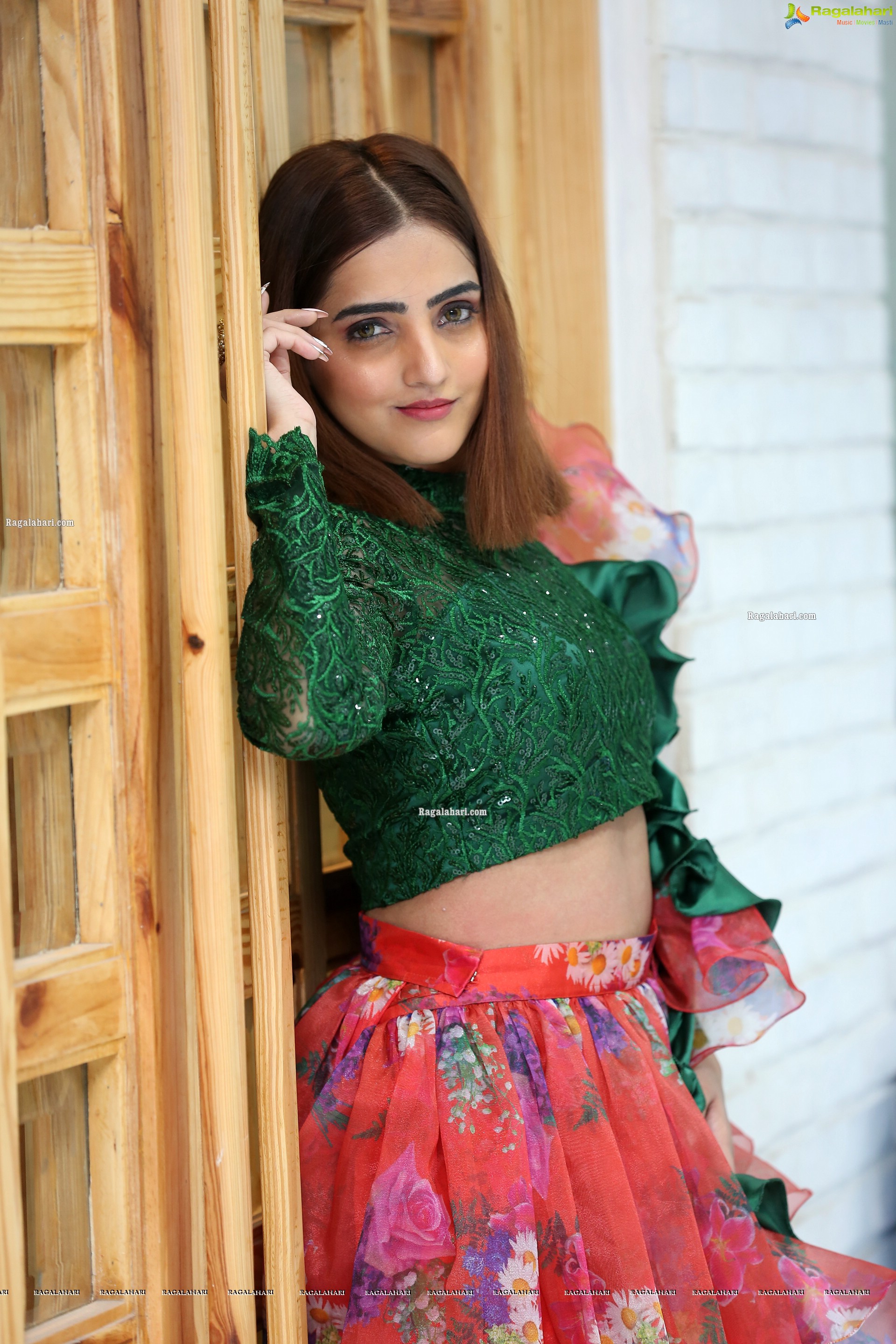 Pooja Thakur at Meenakshi The Royal Couture Grand Opening - HD Gallery