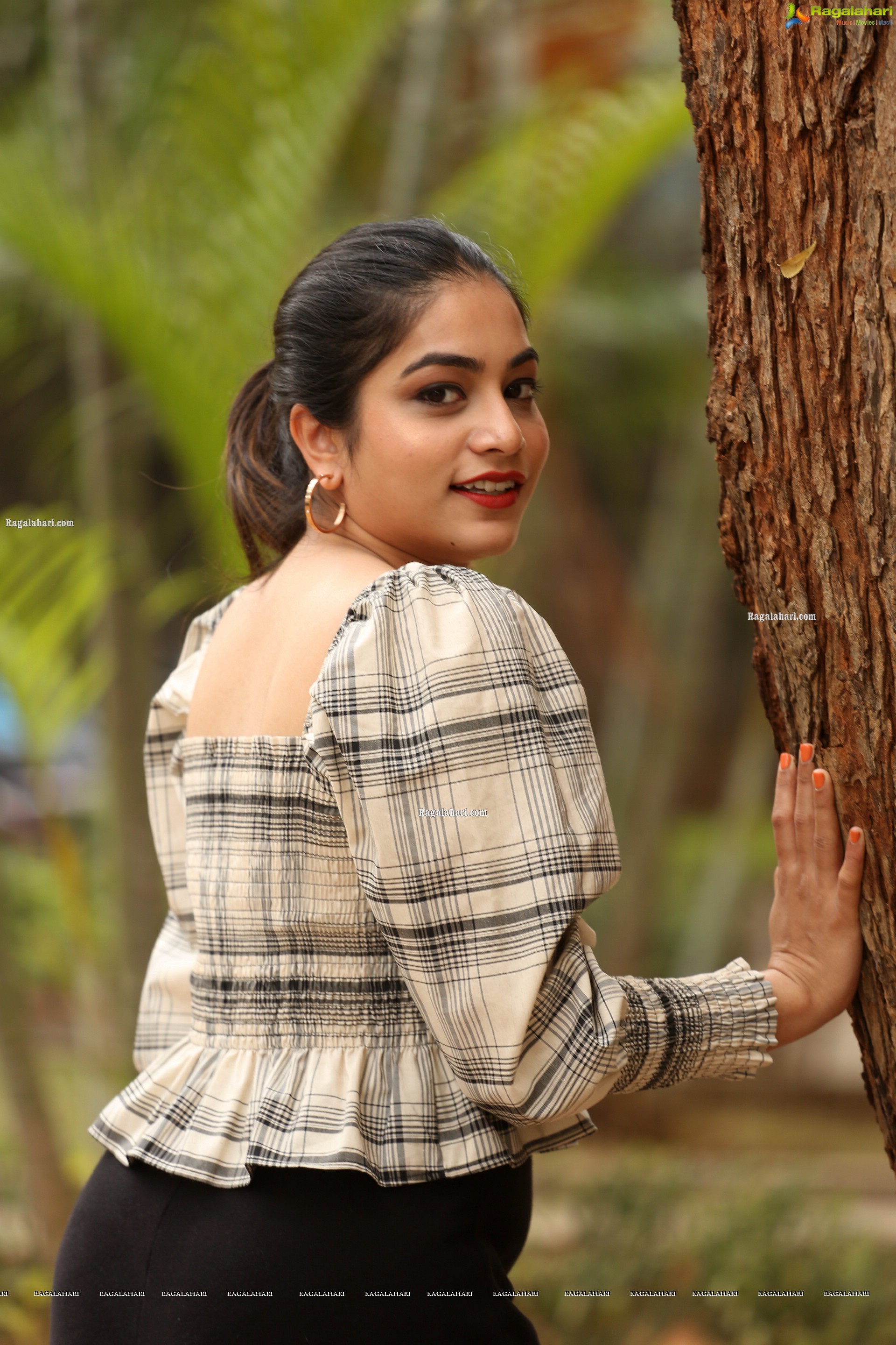 Punarnavi Bhupalam at Oka Chinna Viramam Press Meet - HD Gallery