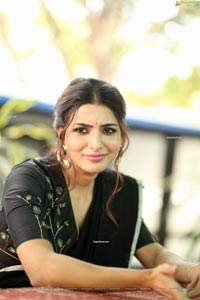 Samantha Akkineni at Jaanu Interview