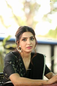 Samantha Akkineni at Jaanu Interview