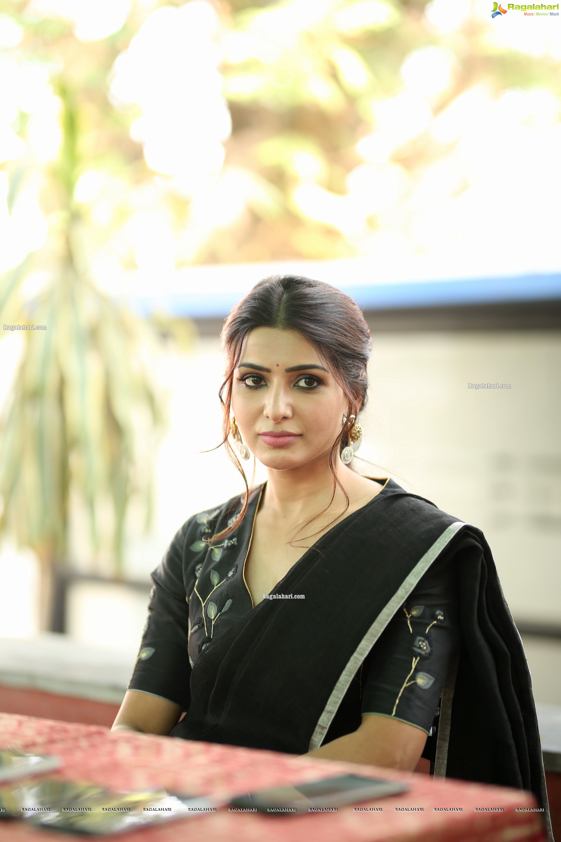 Samantha Akkineni at Jaanu Movie Interview - HD Gallery