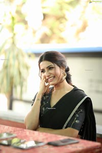 Samantha Akkineni at Jaanu Interview