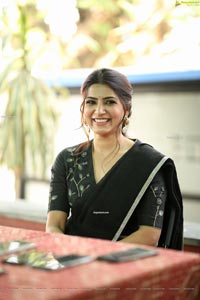 Samantha Akkineni at Jaanu Interview