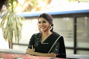 Samantha Akkineni at Jaanu Interview