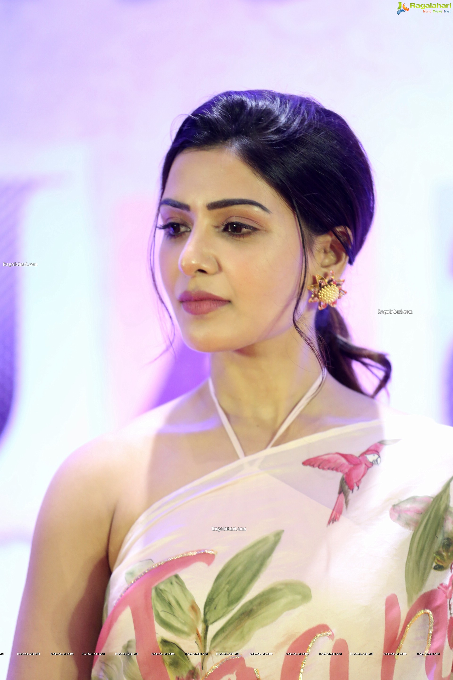 Samantha Akkineni at Jaanu Movie Success Meet - HD Gallery