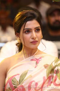 Samantha Akkineni at Jaanu Success Meet