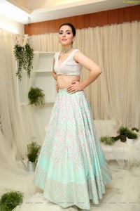 Sania Diyar Showcases Varun Chakkilam's Collection