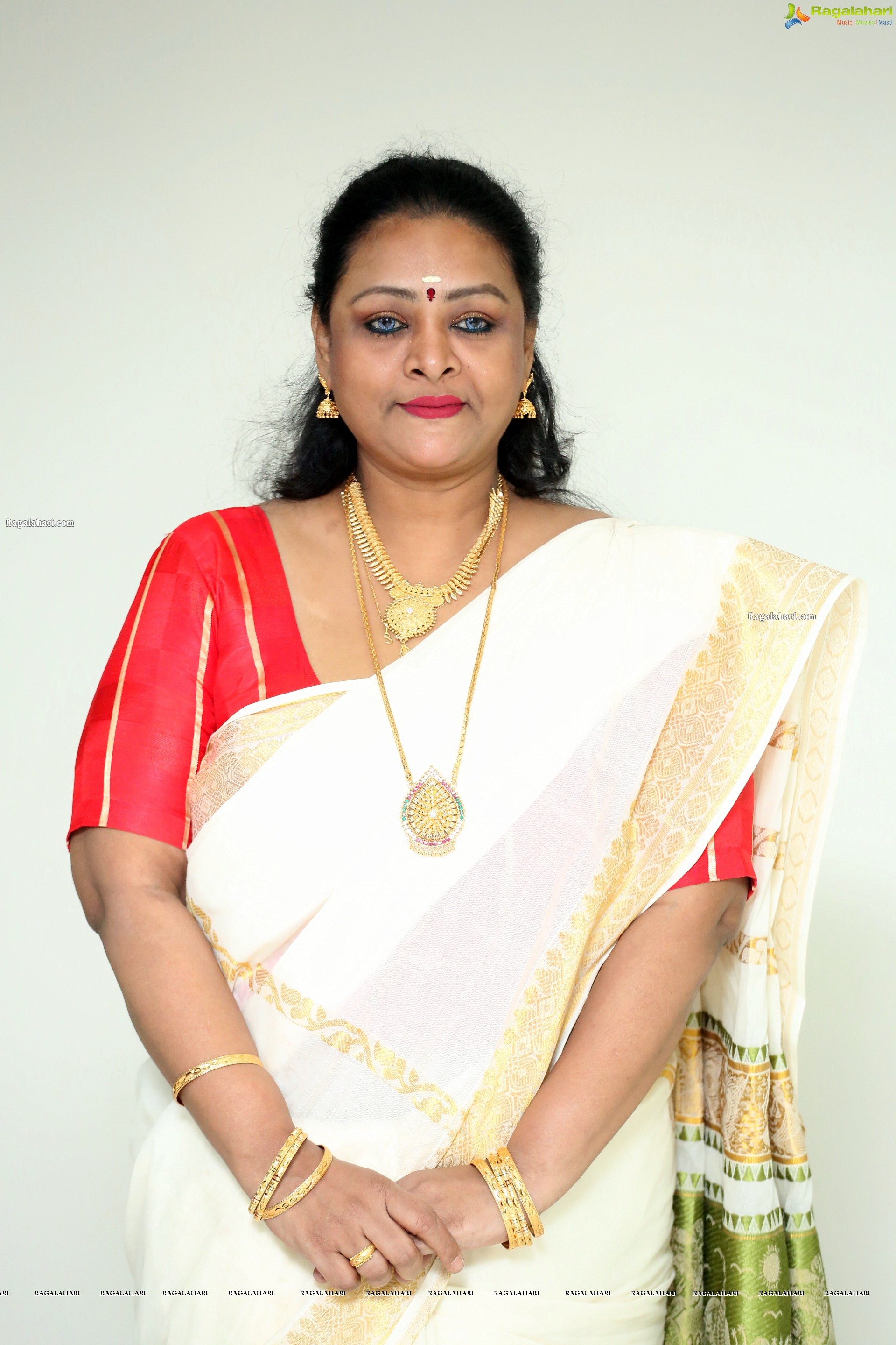 Shakeela at Shakeela Rasina Motta Modati Kutumba Katha Chitram Press Meet