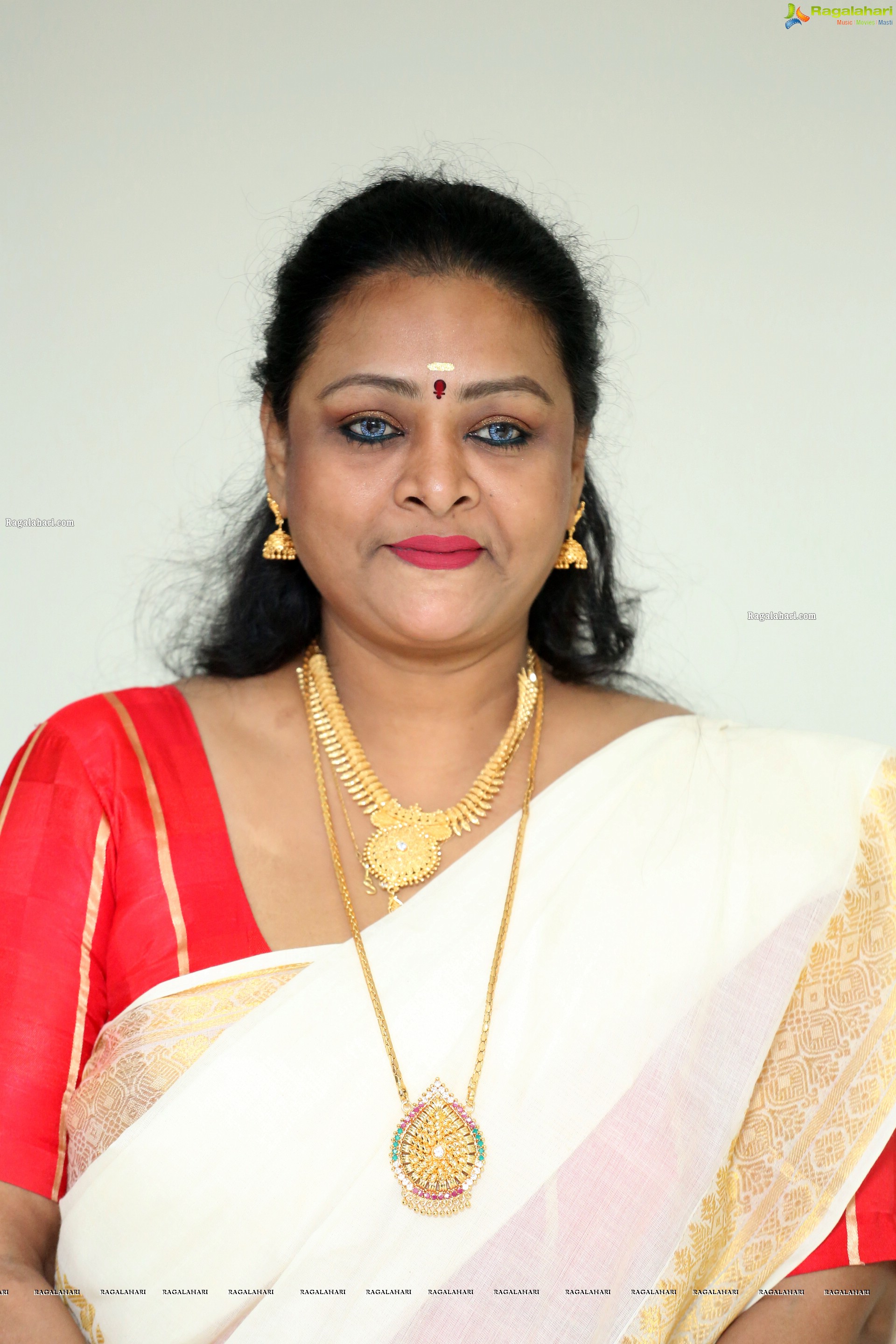 Shakeela at Shakeela Rasina Motta Modati Kutumba Katha Chitram Press Meet