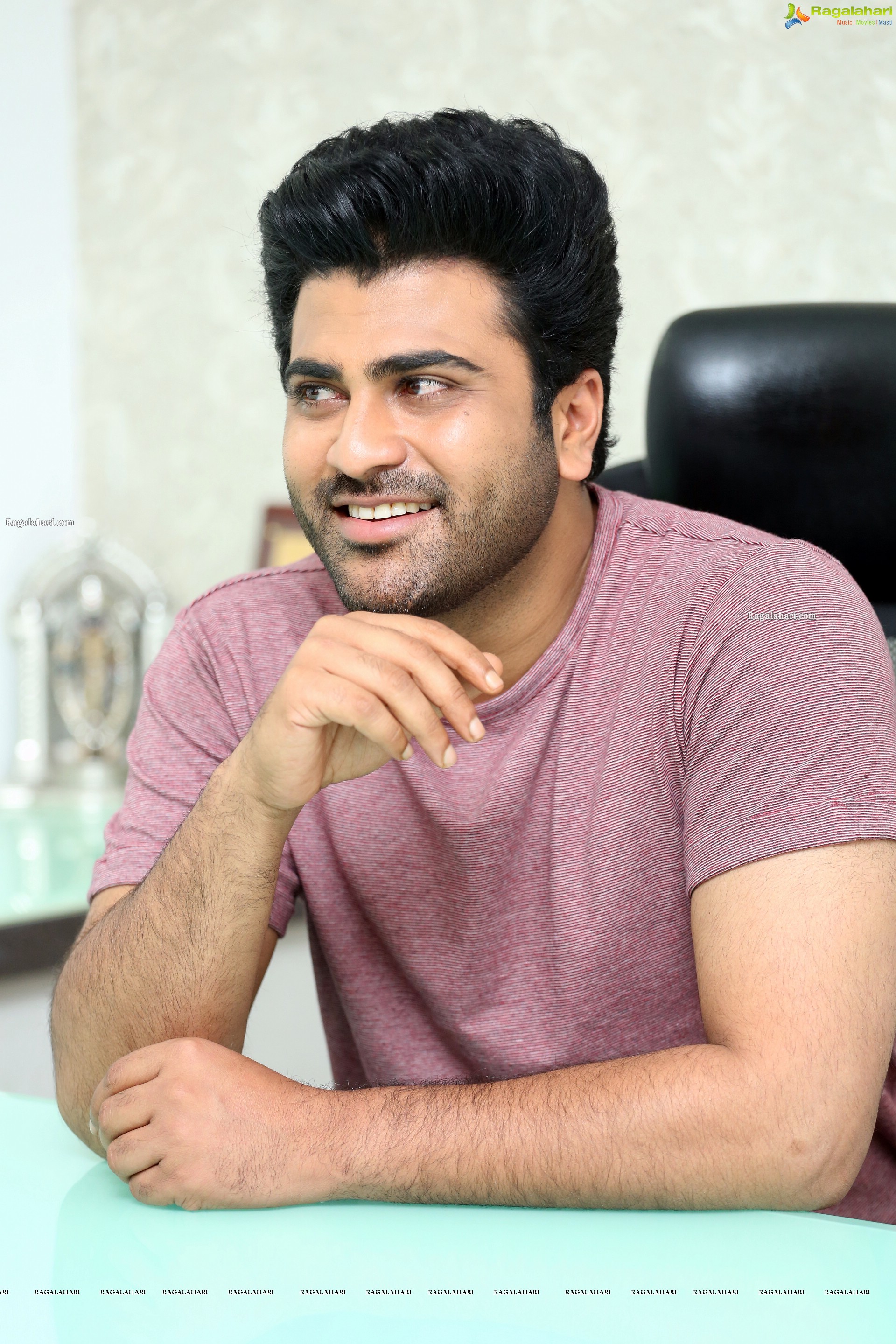 Sharwanand at Jaanu Movie Interview - HD Gallery