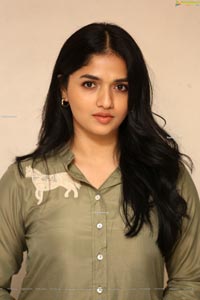 Sunaina at Chadarangam Web Series Launch