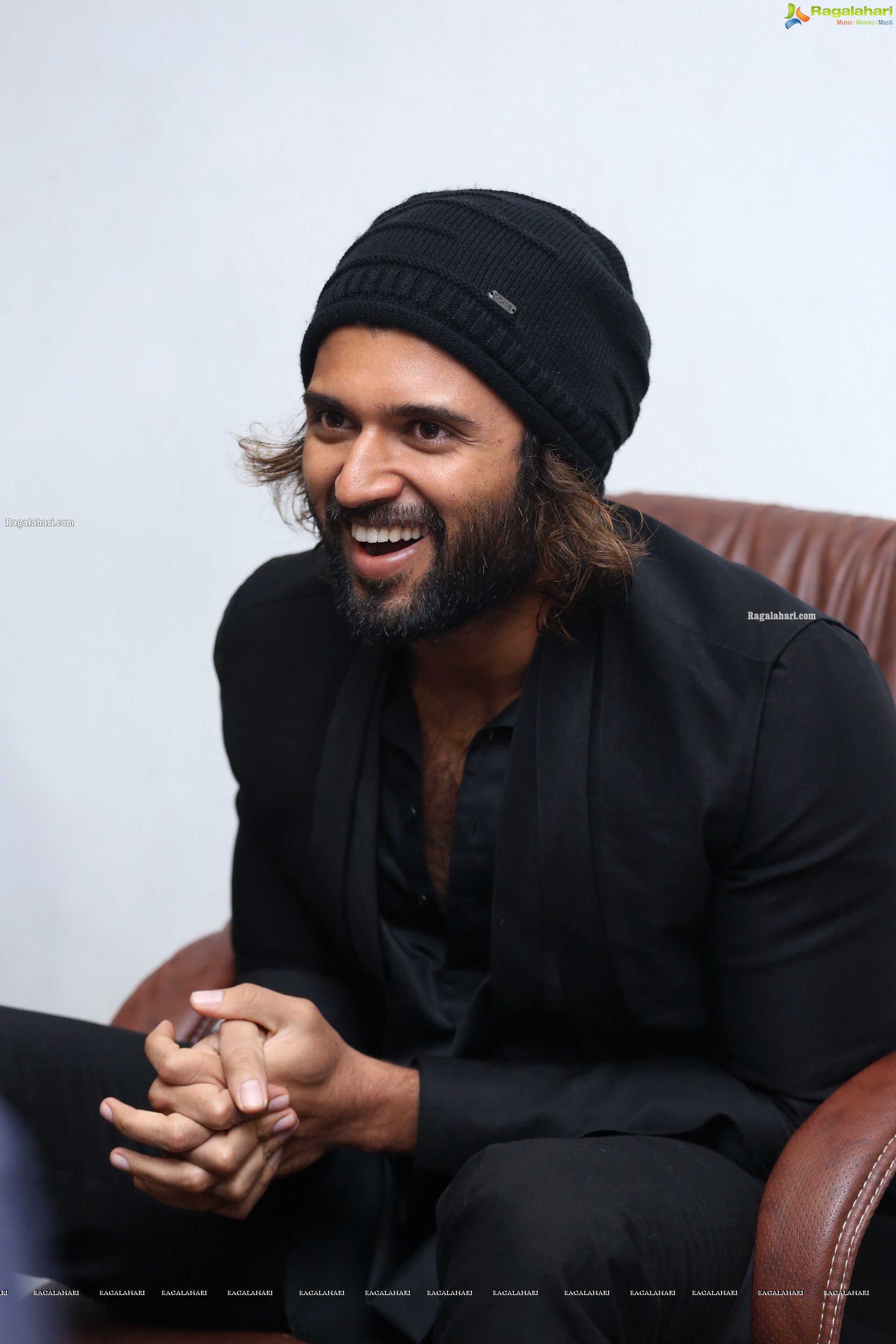 Vijay Deverakonda at World Famous Lover Movie Interview - HD Gallery