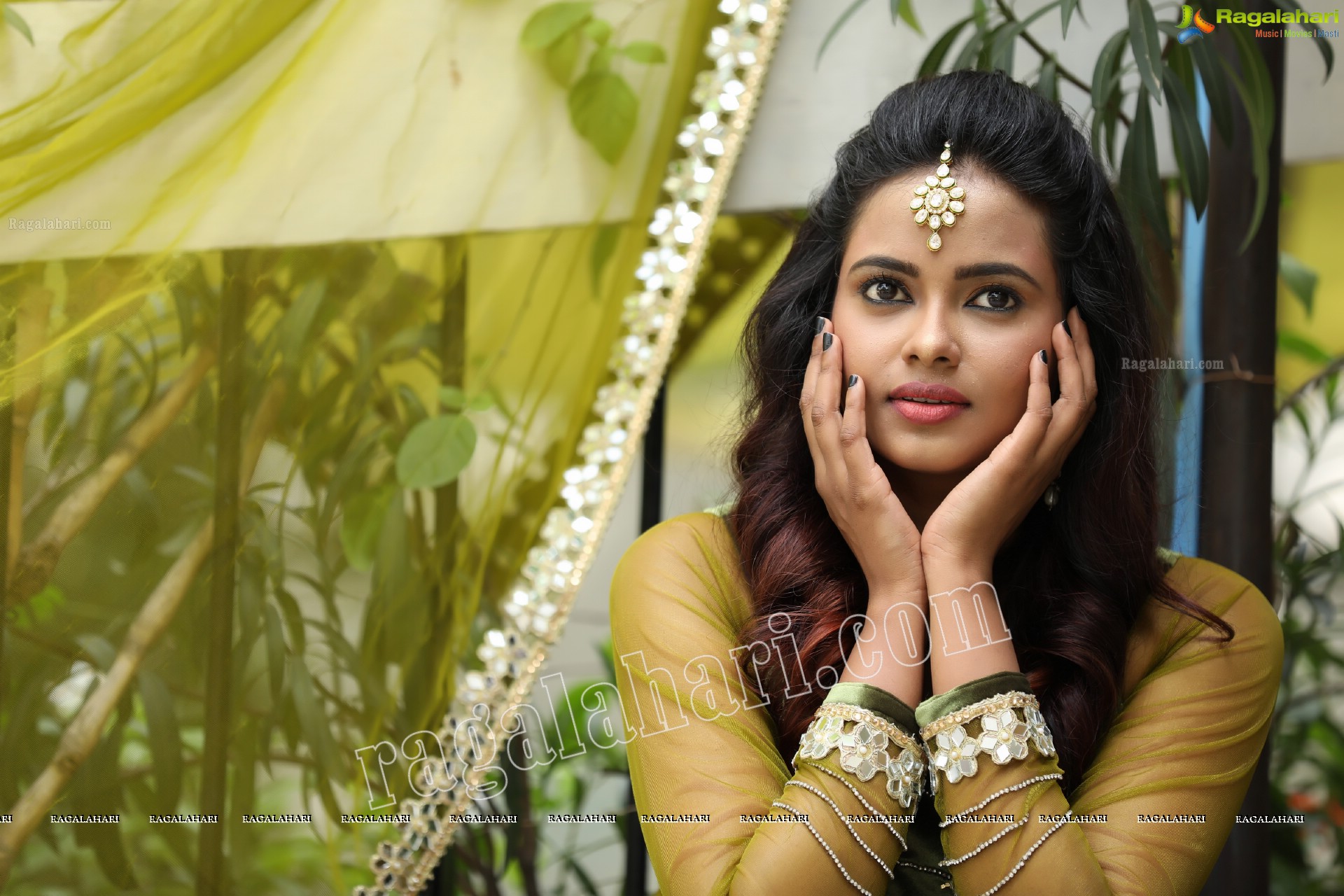 Chandana Koppisetty (Exclusive Photo Shoot) (High Definition Photos)