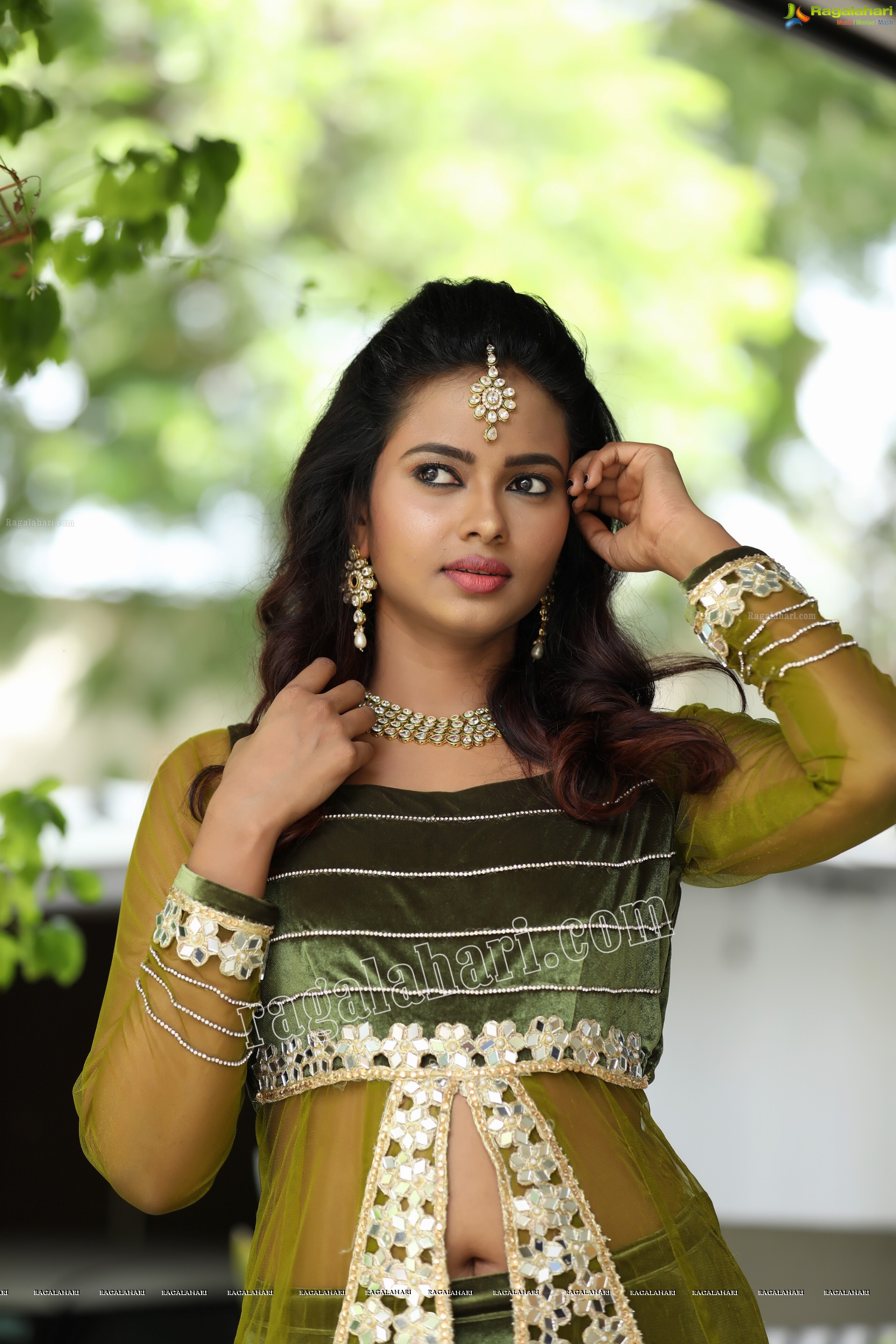 Chandana Koppisetty (Exclusive Photo Shoot) (High Definition Photos)